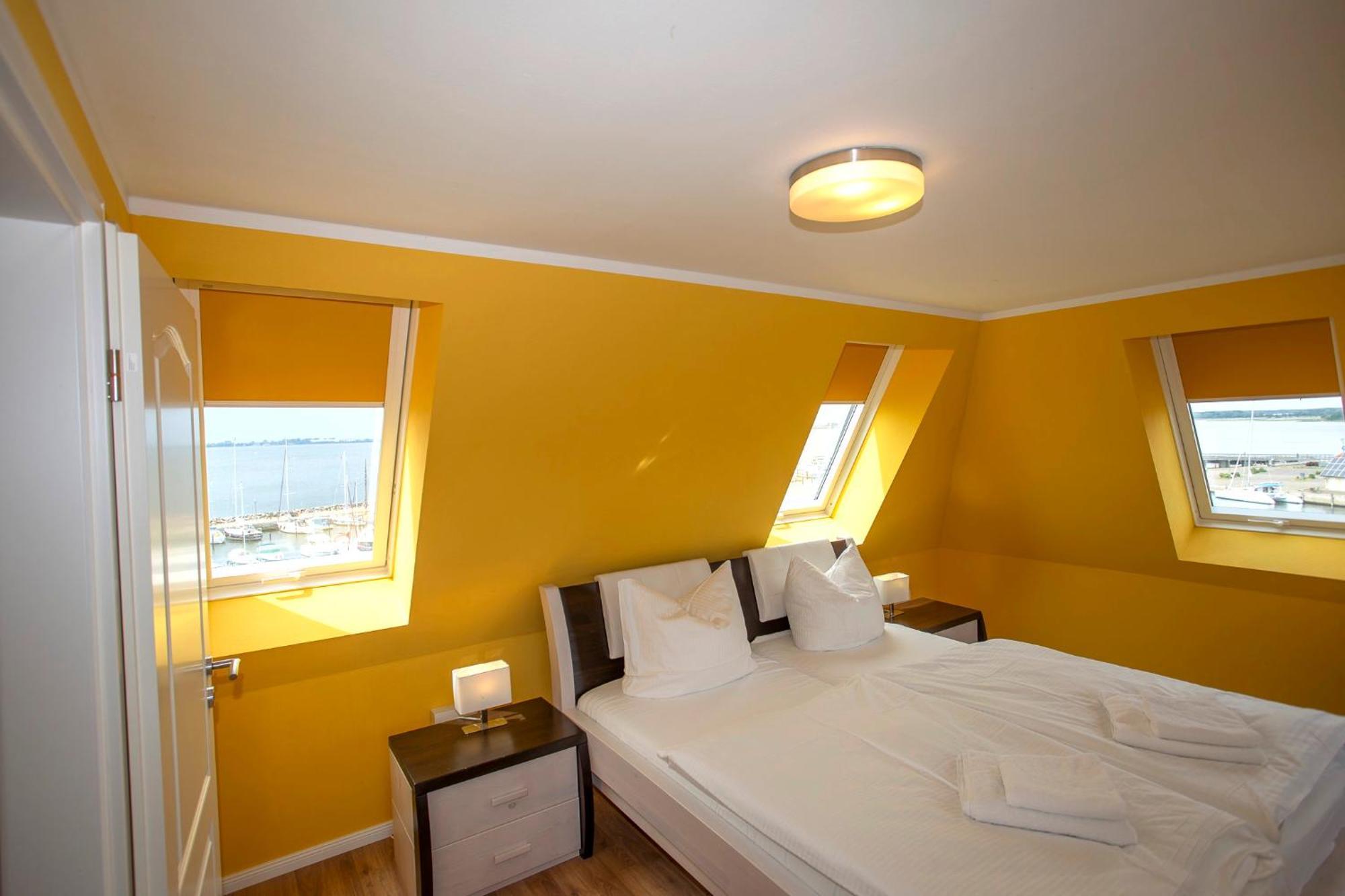 Ferienwohnung Wiek Im Hafenkieker Wiek auf Ruegen Exterior photo