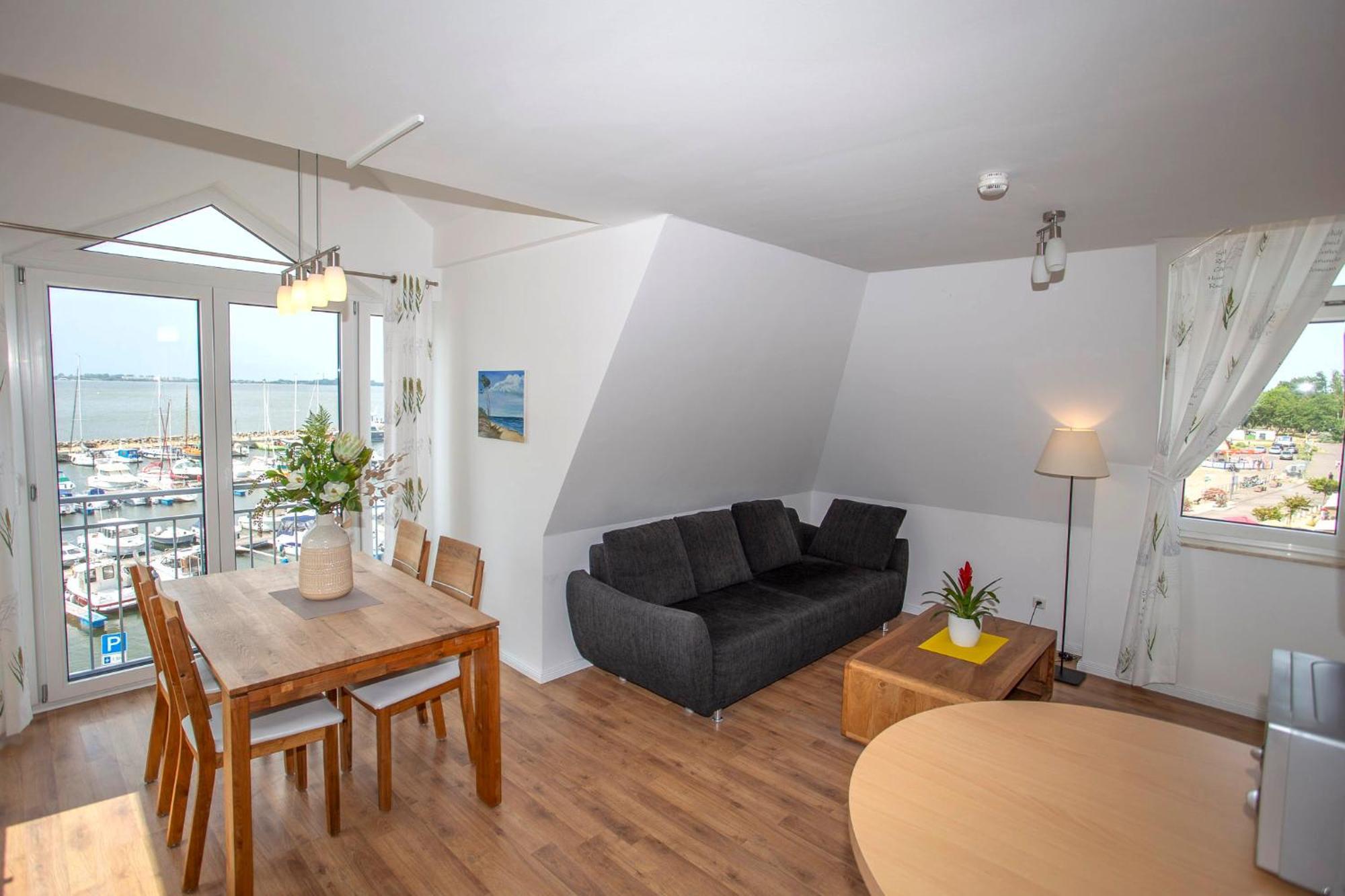 Ferienwohnung Wiek Im Hafenkieker Wiek auf Ruegen Exterior photo
